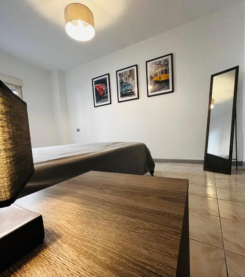 Appartement T2 Dans Le Centre Ville De Carcassonne Exterior foto